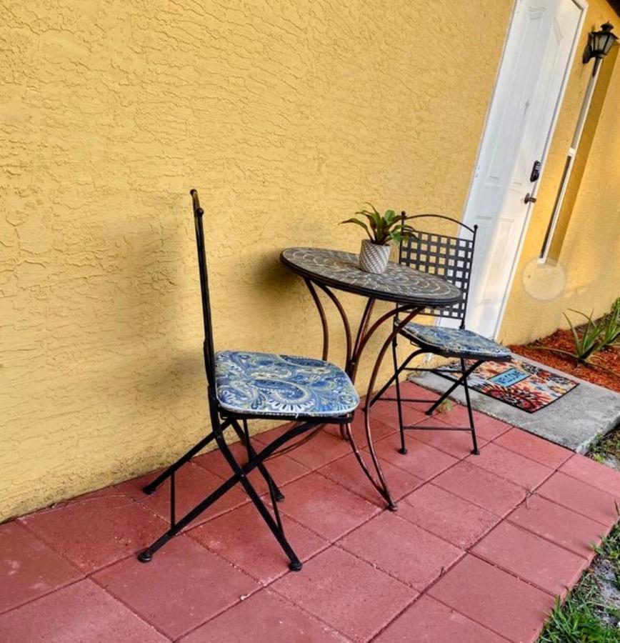 A Treasure Coast Gem- Private Entrance And Private Bathroom Port St. Lucie ภายนอก รูปภาพ
