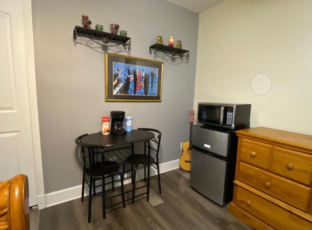 A Treasure Coast Gem- Private Entrance And Private Bathroom Port St. Lucie ภายนอก รูปภาพ