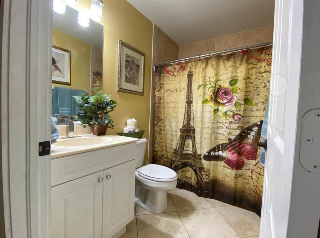 A Treasure Coast Gem- Private Entrance And Private Bathroom Port St. Lucie ภายนอก รูปภาพ